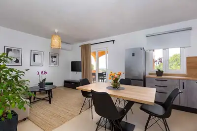 Image de Maison de vacances avec terrasse et barbecue