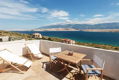 Image de Magnifique appartement à Pag avec vue sur la mer.