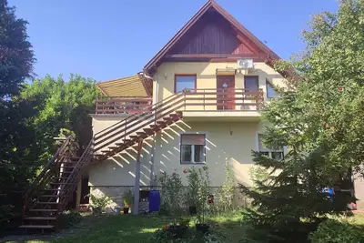 Image de Appartement de vacances avec des meubles modernes et machine à laver