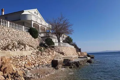 Image de Appartement de vacances avec climatisation au bord de l'eau