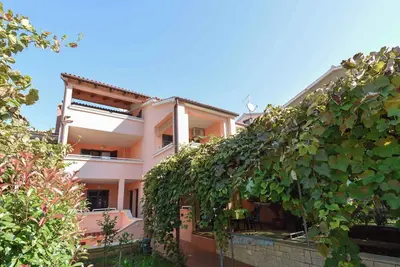 Image de Studio avec balcon et air conditionné