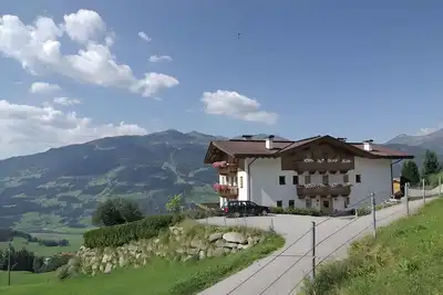 Image de Appartement de vacances dans un emplacement calme au cœur des montagnes du Zillertal