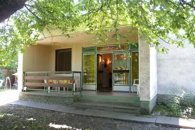 Image de Maison de vacances dans un quartier populaire de Szántód avec internet