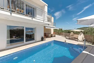 Image de Magnifique maison à Rogoznica avec WiFi