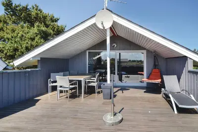 Image de Superbe maison à Hvide Sande avec WiFi