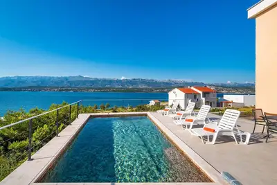Image de Superbe maison Ă Novigrad avec WiFi