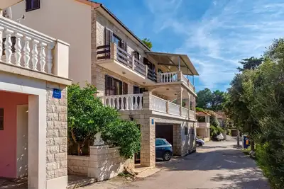Bel appartement à Cara avec WiFi
