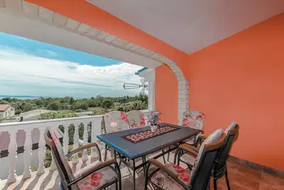 Image de Bel appartement à Vir avec WiFi