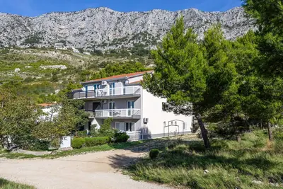 Bel appartement à Lokva Rogoznica