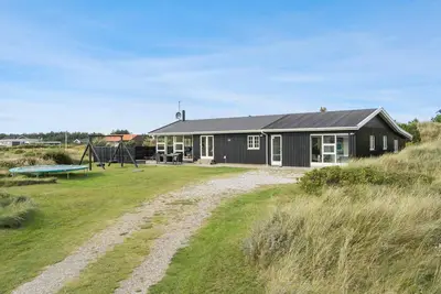 Image de Superbe maison à Ringkøbing avec sauna