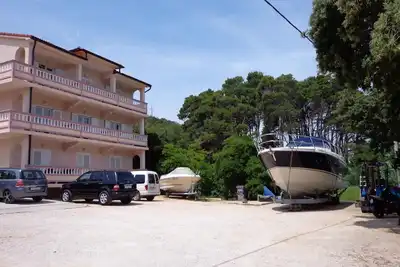 Image de Appartement de vacances avec télévision par satellite et Internet