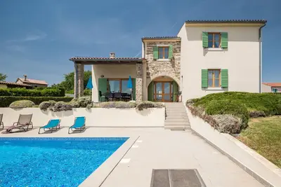 Image de Superbe maison à Baredine