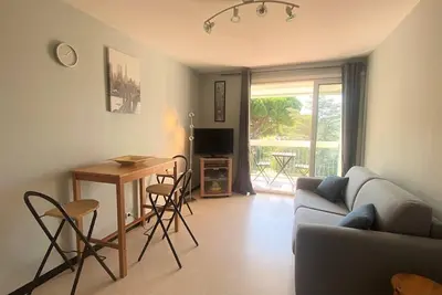 Image de Joli Studio 2 Couchages Avec Parking Et Balcon