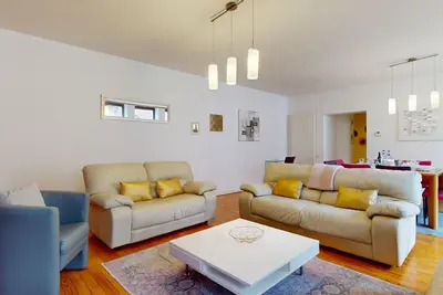 Image de zeller 182m2 ac city center 4br3bth
