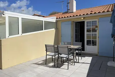 Image de Maison de vacances 3 couchages avec terrasse proche plage et centre ville - Saint-Gilles-Croix-de-Vie