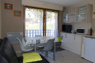 Image de Charmant Appartement 2 Pièces avec Balcon et Parking à Châtel - Idéal pour 4 Personnes