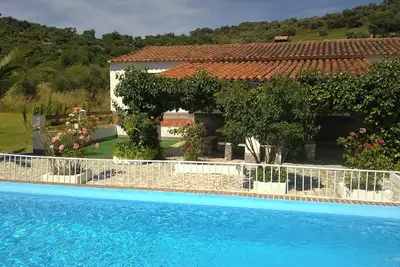 Image de Homerez - Villa à Aroche avec piscine.