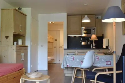 Image de Studio pour 4 personnes à Méribel - Centre avec balcon et parking privé