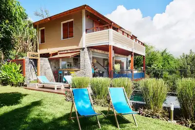 Image de La villa Paille en Queue 4p: villa luxueuse avec piscine vue mer à Saint-Gilles