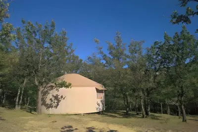 Image de Logement insolite tout confort 1, piscine chauffée