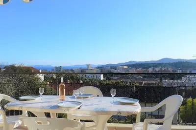Image de Charmant T3 avec terrasse et garage - Proche centre-ville