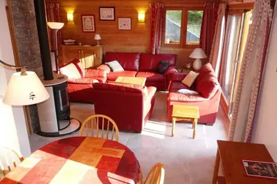 Image de Charmant Duplex 4p avec Terrasse, Piscine et Garage - Méribel Centre, 8 Pers.
