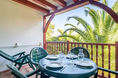 Image de Appartement Coquet avec Piscine et Balcon à Ciboure, Proche Golf de la Nivelle