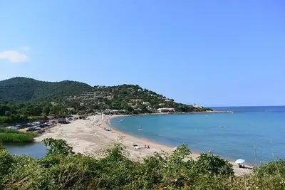 Image de Appartement Bijou \/ Plage A Pied - Vue Mer- Tarco