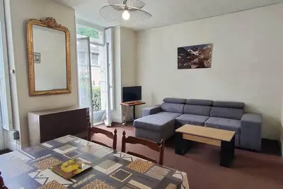 Image de Appartement 2 pièces central à Cauterets avec balcon, parking et proximité Citycab