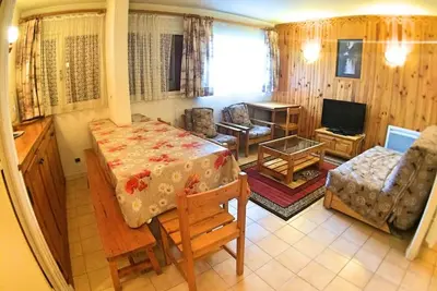 Image de Appartement 3 Chambres avec Coin Montagne, 8 Couchages, 400m des Pistes - Vars Les Claux