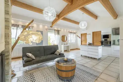 Image de Homerez - Maison charmante à Poussan avec jardin privé