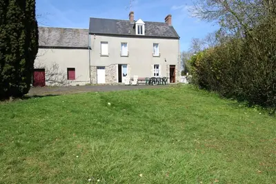 Image de Maison rustique au sommet d'une butte avec jardin clos, à 25 km de Utah Beach