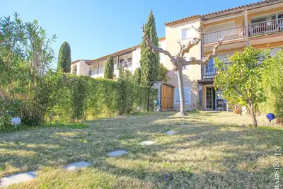 Image de Proche plage Appartement 3 pièces avec jardin