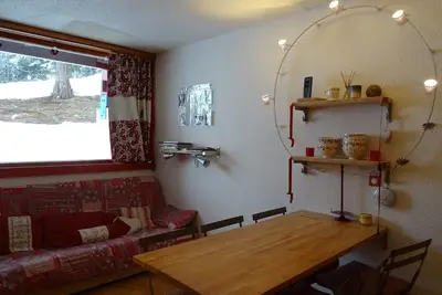 Image de Studio cosy pour 4, skis aux pieds, proche commerces et télécabine à Arc 1800