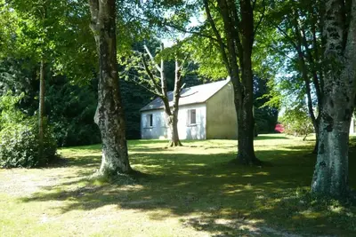 Image de Maison de plain-pied avec jardin privé, 2 chambres, WiFi, proche du Mont St-Michel et plages normandes