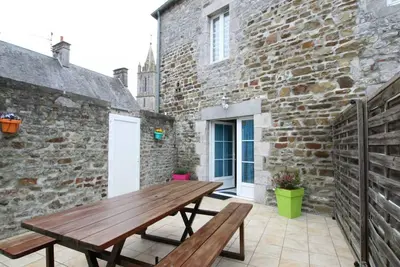 Image de Maison de plage confortable, 2 chambres, terrasse et équipements bébé, proche centre village et plage