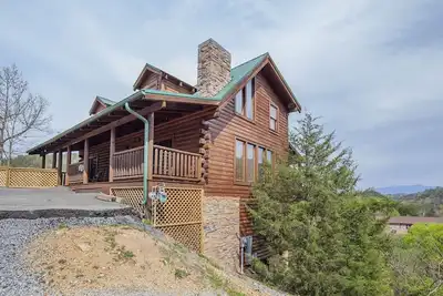 Image de Ern807 - Black Bearry Ridge - Great Location! À PROXIMITÉ De Toute L'Action!