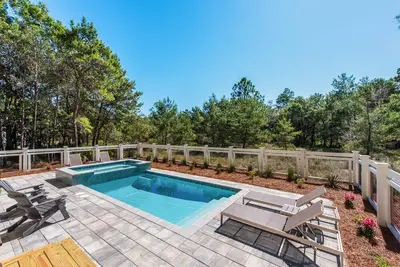 Image de Accès exécutif à la maison! Près de la piscine aquarelle du camp! Intérieur récemment mis à jour