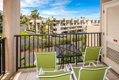 Image de 2 Bedroom w/Tropical Decor – Kamaole Sands 9403