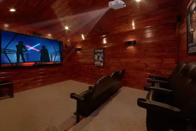 Image de Salle de cinéma privée avec son surround!