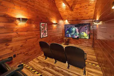 Image de 3 Master Cabin Suite de Luxe avec théâtre privé Salle d'accueil (écran Foot 9! )