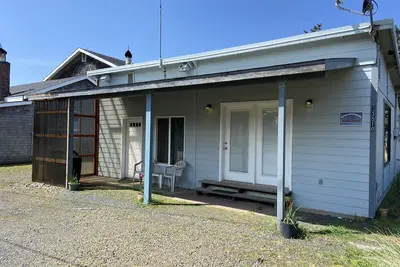 Image de Pc Beach Cottage # 123 - cabine abordable accessible Ă pied rapide Ă la plage, surf et pub!