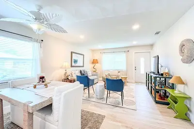 Image de Villa Laughing Gull - Cosy, Private Siesta Key Villa