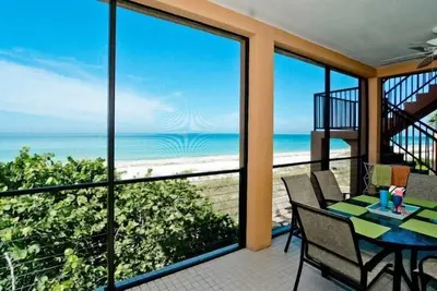 Image de Bradenton Beach Club A - Condo 3 chambres / 2 salles de bain avec vue sur l'océan, occupation maximale de 6 personnes.