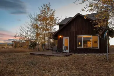Image de Wallaby Hollow - Séjournez dans notre confortable maison pour votre retraite dans la vallée de Teton