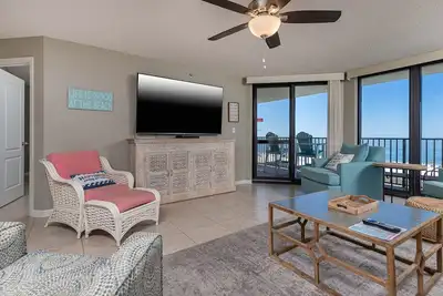 Image de Phoenix Vi ~ 7ème étage! 3 Br 2 Ba - Condo 6708