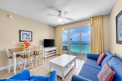 Image de Vente 20% De Rabais | Marchez jusqu'à Pier Park | Direct Beachfront | Services à gogo!
