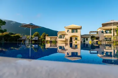 Image de Thalassa - Maison de luxe de 2 chambres (4 couchages) avec piscine à Corfou