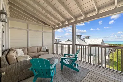 Image de Accès exécutif à la maison! Beach District - Balcon vue sur le golfe