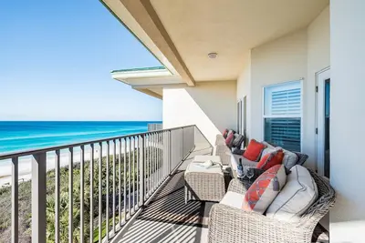 Image de Condo au dernier étage du golfe 30a! Vues sur la plage inoubliables!
